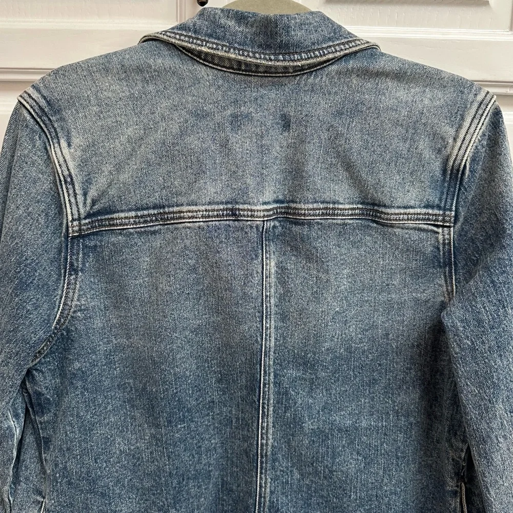Kut from the Kloth Joni Denim Shirt Jacket in Adore Wash Size Small